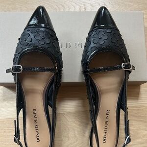 Donald Pliner Rozamay Black Leather Cut-out and Beaded Slingback Flat 10M